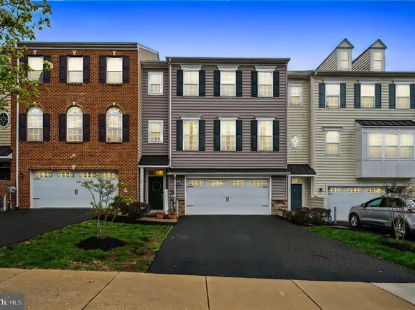 131 Time Cir, Bear, DE 19701