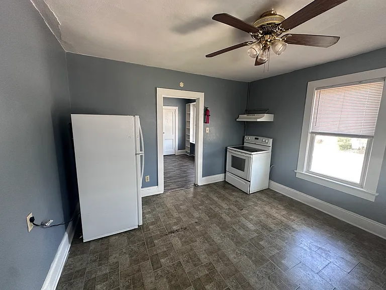 508 1st Ave S #510-B — Photo 3