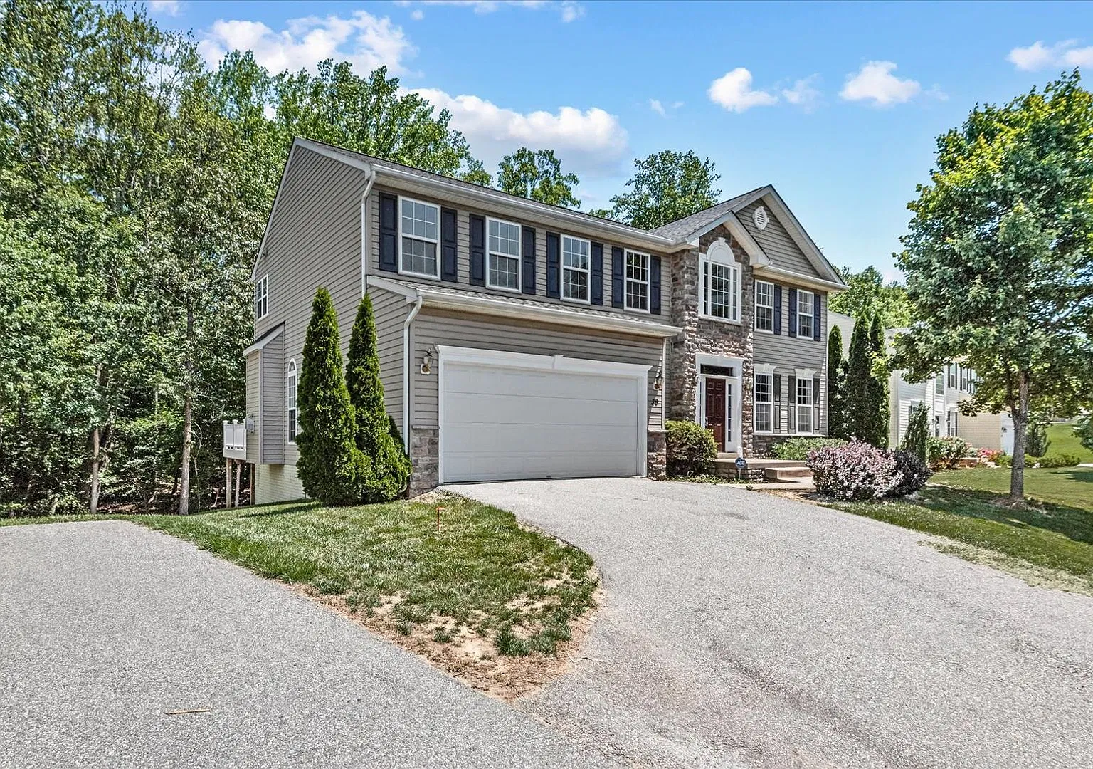 Close To I-95 & Quantico! — Photo 3