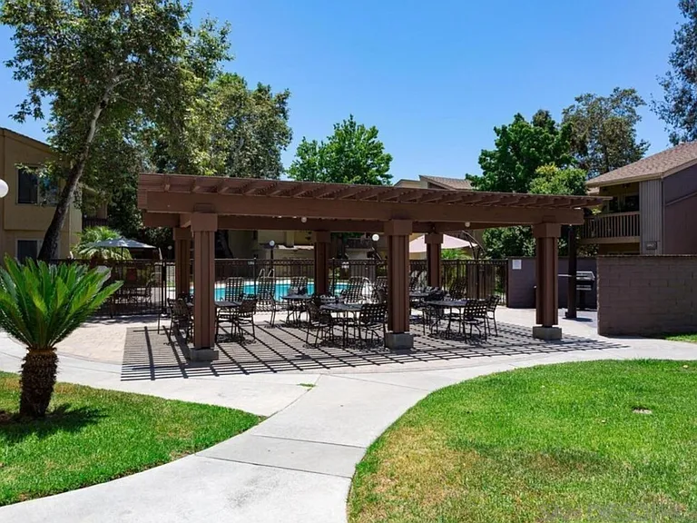 5958 Rancho Mission Rd #205 — Photo 12