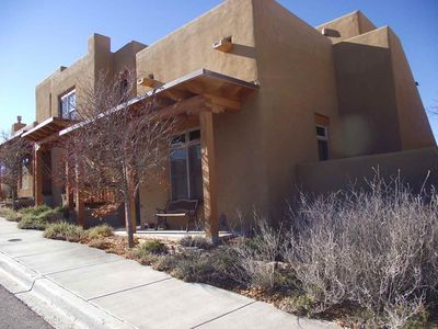 15 Calle Amistosa, Santa Fe, NM, 87507