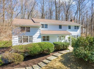 72 Mimosa Cir, Ridgefield, CT 06877