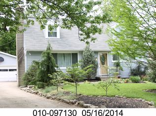 847 Enfield Rd, Columbus, OH 43209