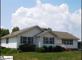 169 Grandview Dr, Easley, SC 29640