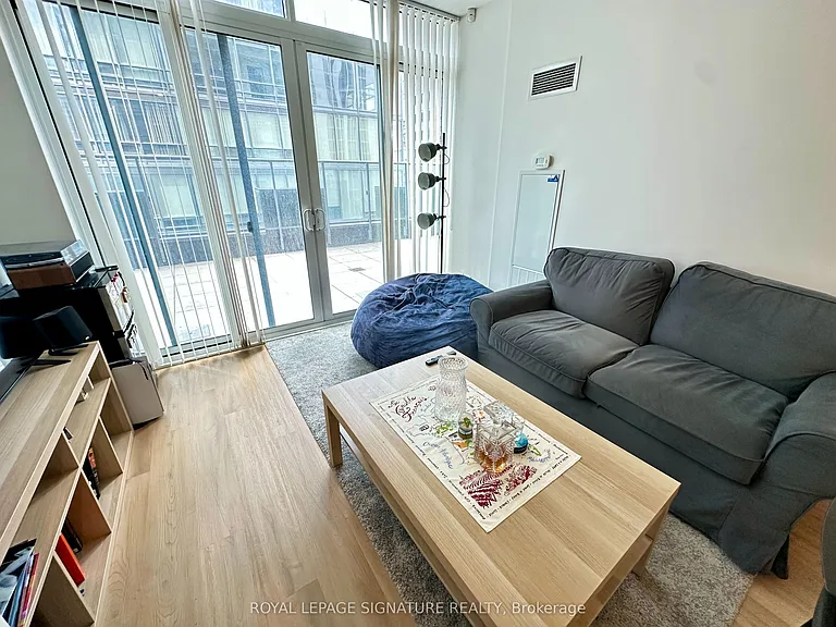 7 Grenville St #702 — Photo 22