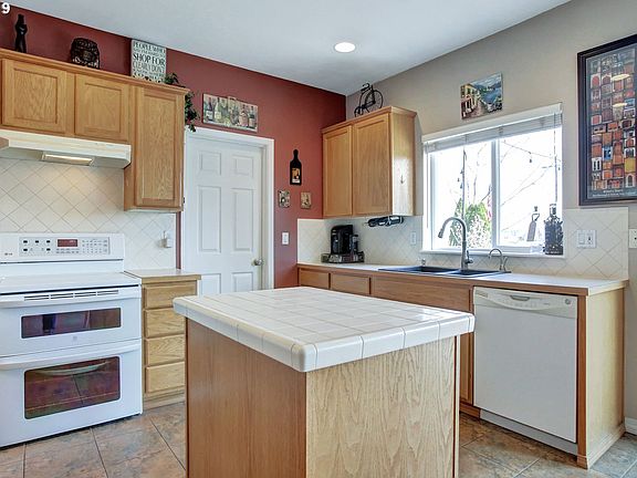 5th image of 30682 NW Turel Dr