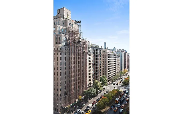 Sold by Douglas Elliman | media 15