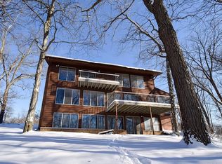 3545 Daleview Dr, Ann Arbor, MI 48105
