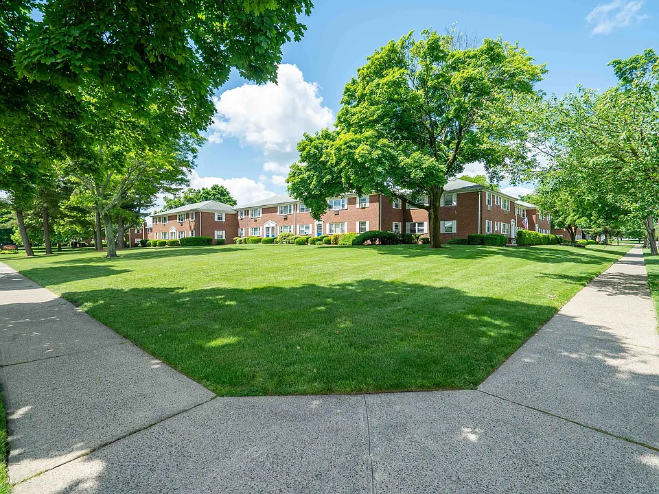 Manchester Village