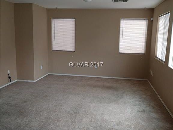 3rd image of 4820 Raven Ave #0
