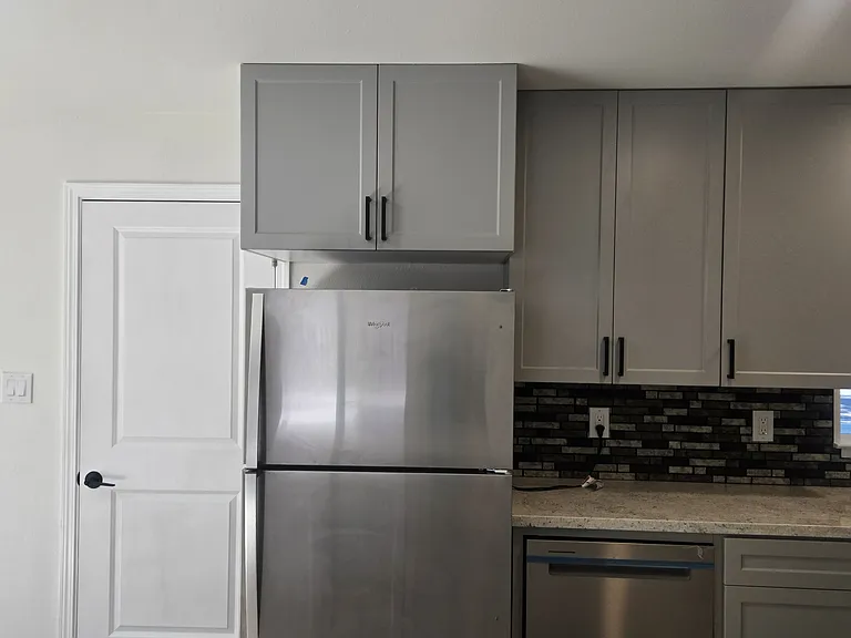 1531 Jacob Ave — Photo 11