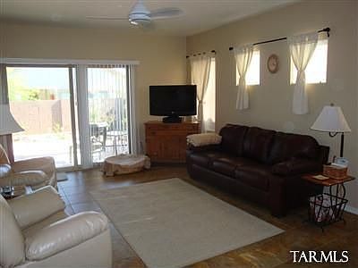 2nd image of 419 W Calle Moncayo