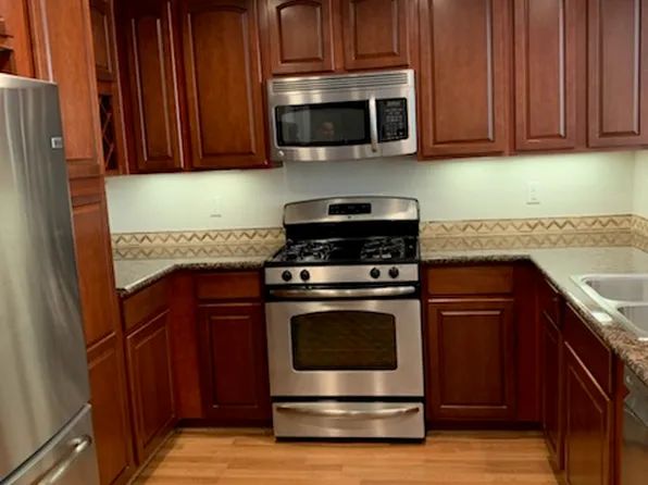 2260 Gellert Blvd APT 1401, South San Francisco, CA 94080