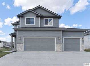 19122 Fir St, Gretna, NE 68028