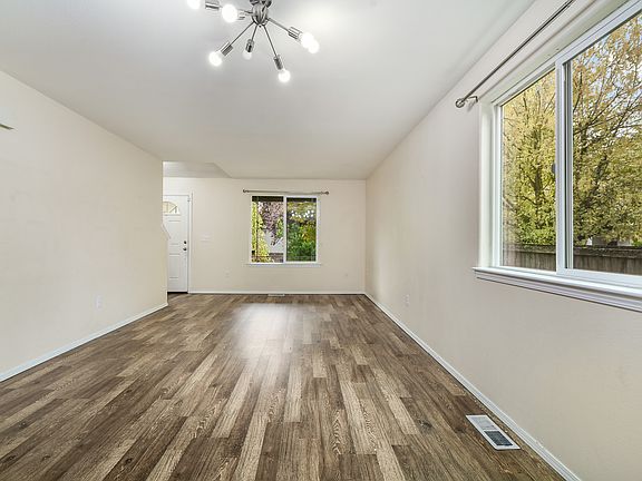 5th image of 18302 8th Ave SE