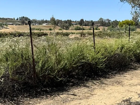 31895 Nicolas Rd, Temecula, CA 92591