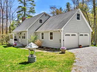 230 Middle Rd, Austerlitz, NY 12017