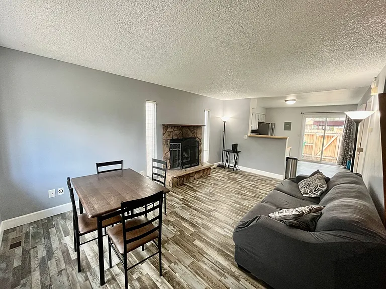 7618 Lexington Manor Dr — Photo 7