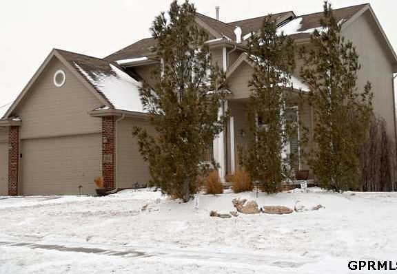 2nd image of 102 S 199th St