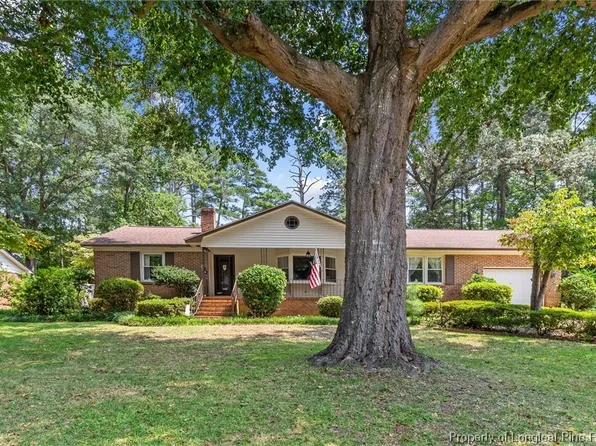 718 Roundtree Dr, Fayetteville, NC 28303