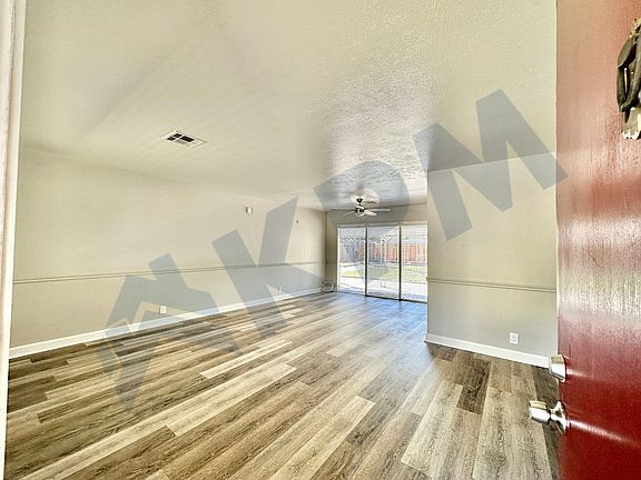 4th image of 24 W Mayfair Ave