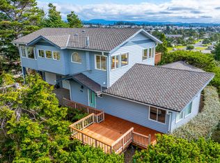 421 NW 13th St, Newport, OR