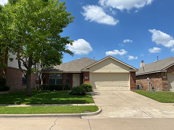2nd image of 3604 Goldstone Dr