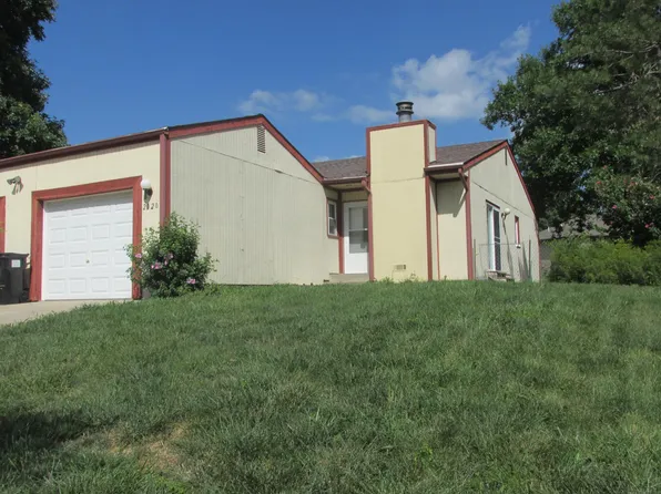 2020 Shirley Ln, Manhattan, KS 66502