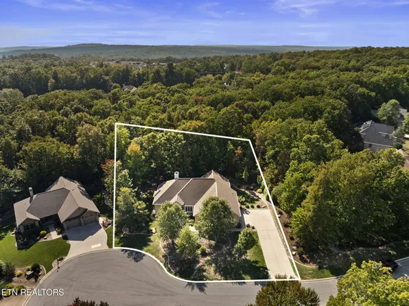 14 Maplewood Ct, Fairfield Glade, TN 38558