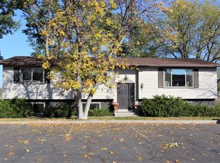 812 S Sutton Ave, Miles City, MT 59301
