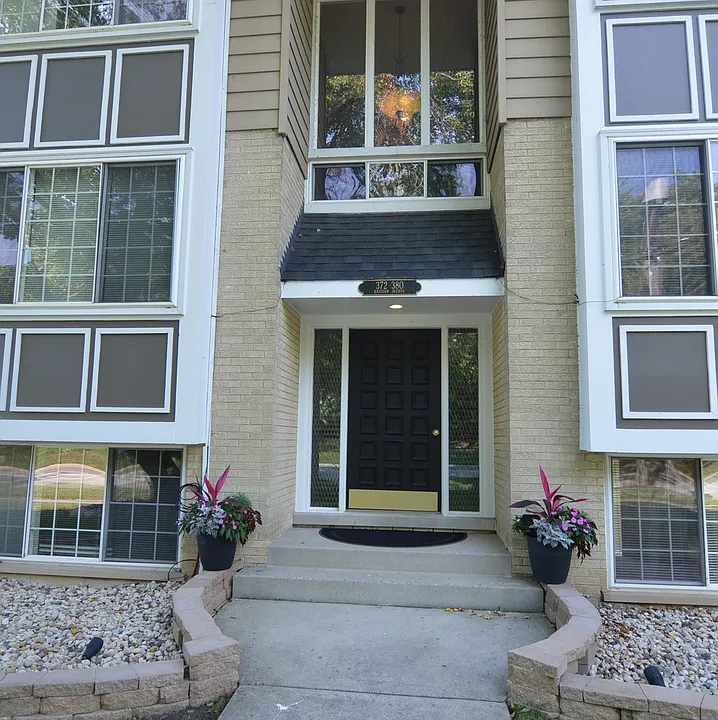 372 Eastern Ave #372