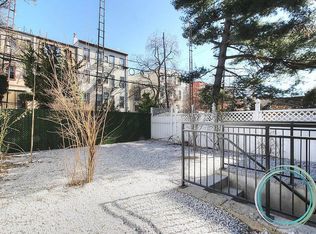22 Melrose St #1N, Brooklyn, NY 11206