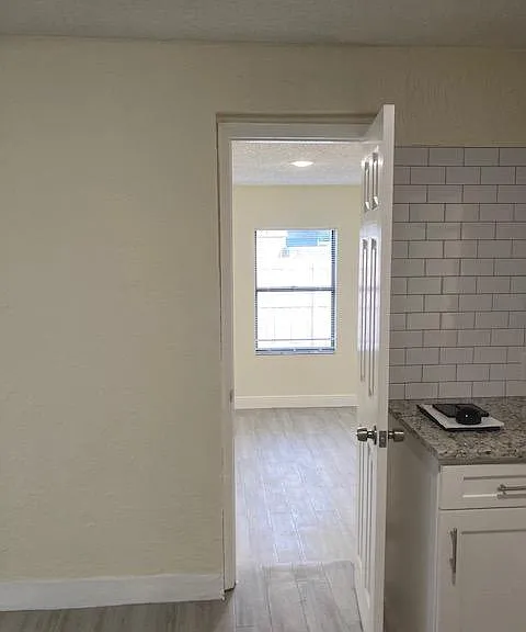 entrance room 2