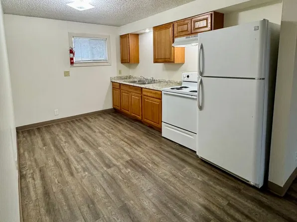 1113 N 4th Street, 1113 N 4th St APT F, Yakima, WA 98901