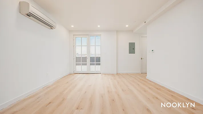 Rented by Nooklyn NYC LLC | media 28