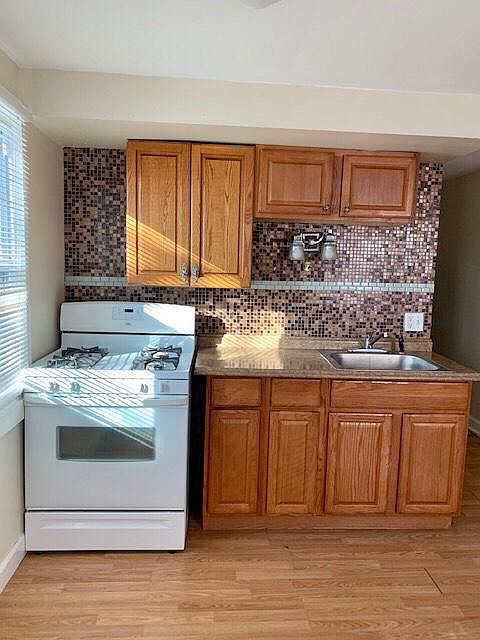1st image of 760 Legion Ave #3F