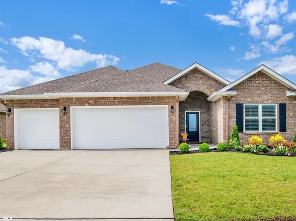 10517 E Peat Moss Ave, Mobile, AL 36695