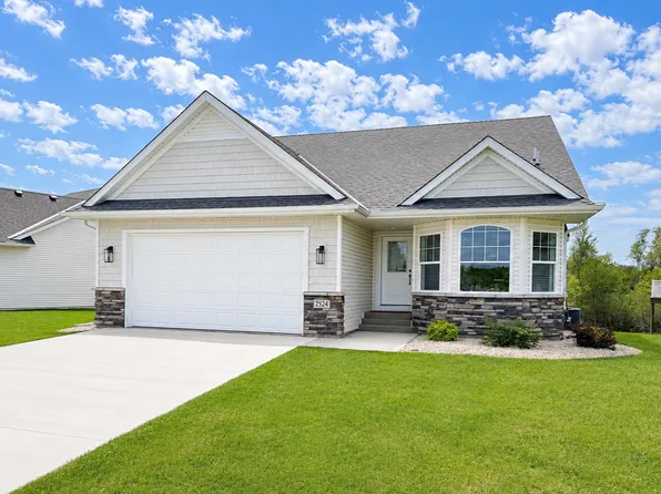 2524 Buchanan Ln S, Cambridge, MN 55008