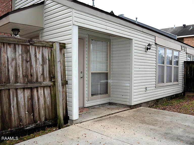 319 Artisan Rd #D — Photo 14