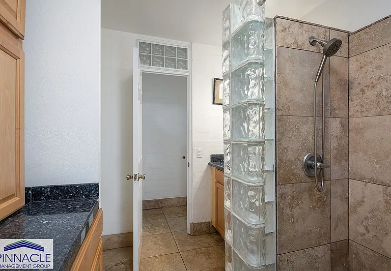 240 Liliuokalani Ave #202 — Photo 10
