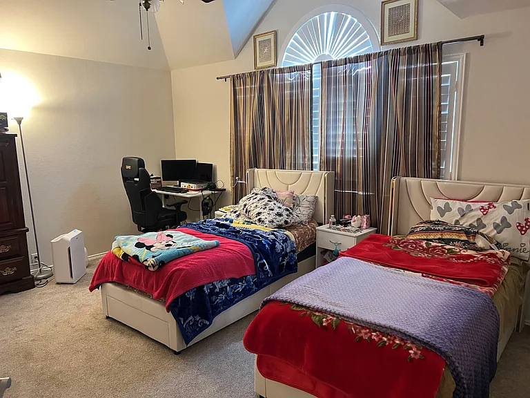 3941 Creek Crossing Dr — Photo 21