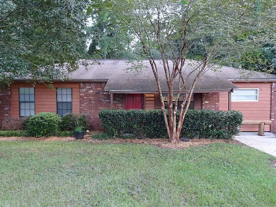 1st image of 2841 Villamore Ave