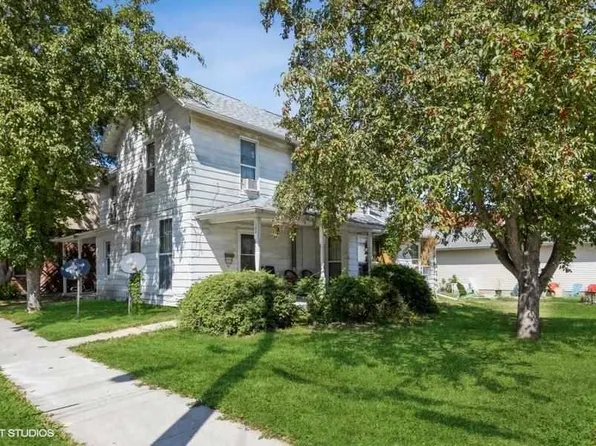 106-108 S Avenue B, Washington, IA 52353