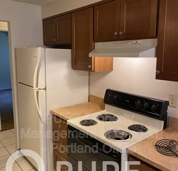 1725 SE 5th St — Photo 16