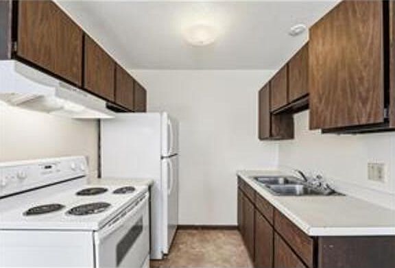 5th image of 2112 44th Ave N APT 201