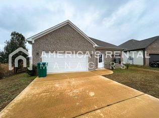 14200 Sugarberry Ln, Tuscaloosa, AL 35405