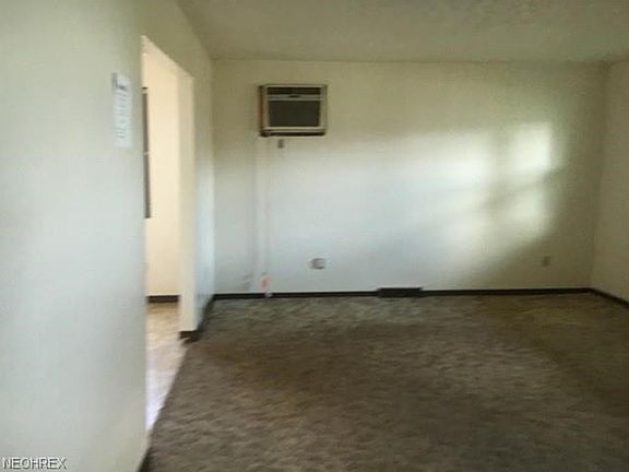 4th image of 614 Ann Ave
