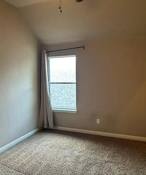 19500 Sangremon Way — Photo 31