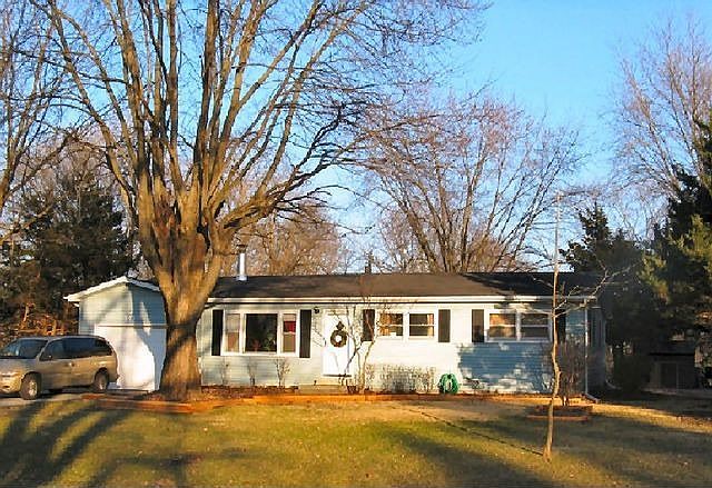 1st image of 840 N Sun Valley Dr