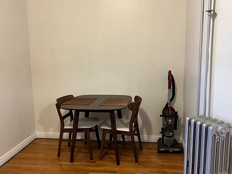 24 Isabella St #3 — Photo 5